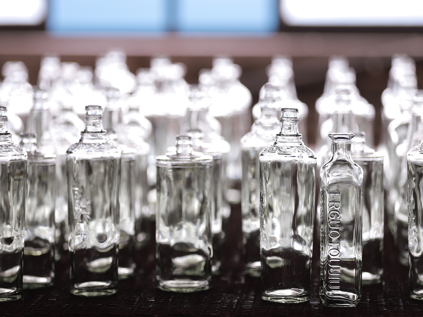 祥盛玻璃展示企業風貌